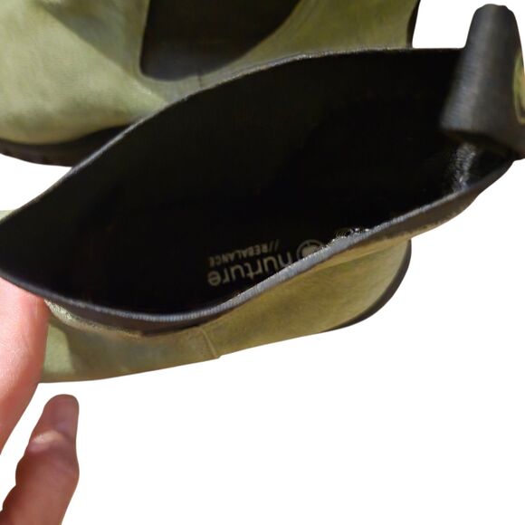 Nurture Rebalance Womens 7 Denali Waterproof Lug Sole Platform Chelsea Boots - Picture 4 of 12